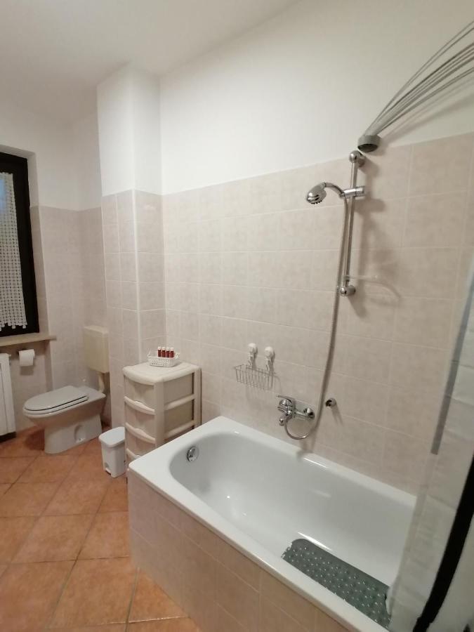 Bed and Breakfast Amo' Le Langhe Narzole Екстер'єр фото