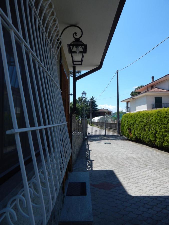 Bed and Breakfast Amo' Le Langhe Narzole Екстер'єр фото