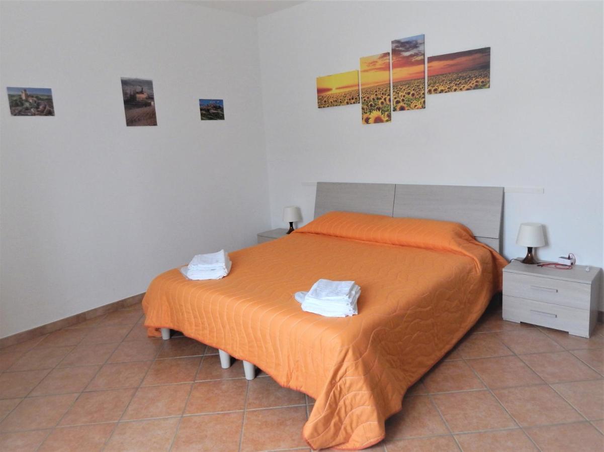 Bed and Breakfast Amo' Le Langhe Narzole Екстер'єр фото