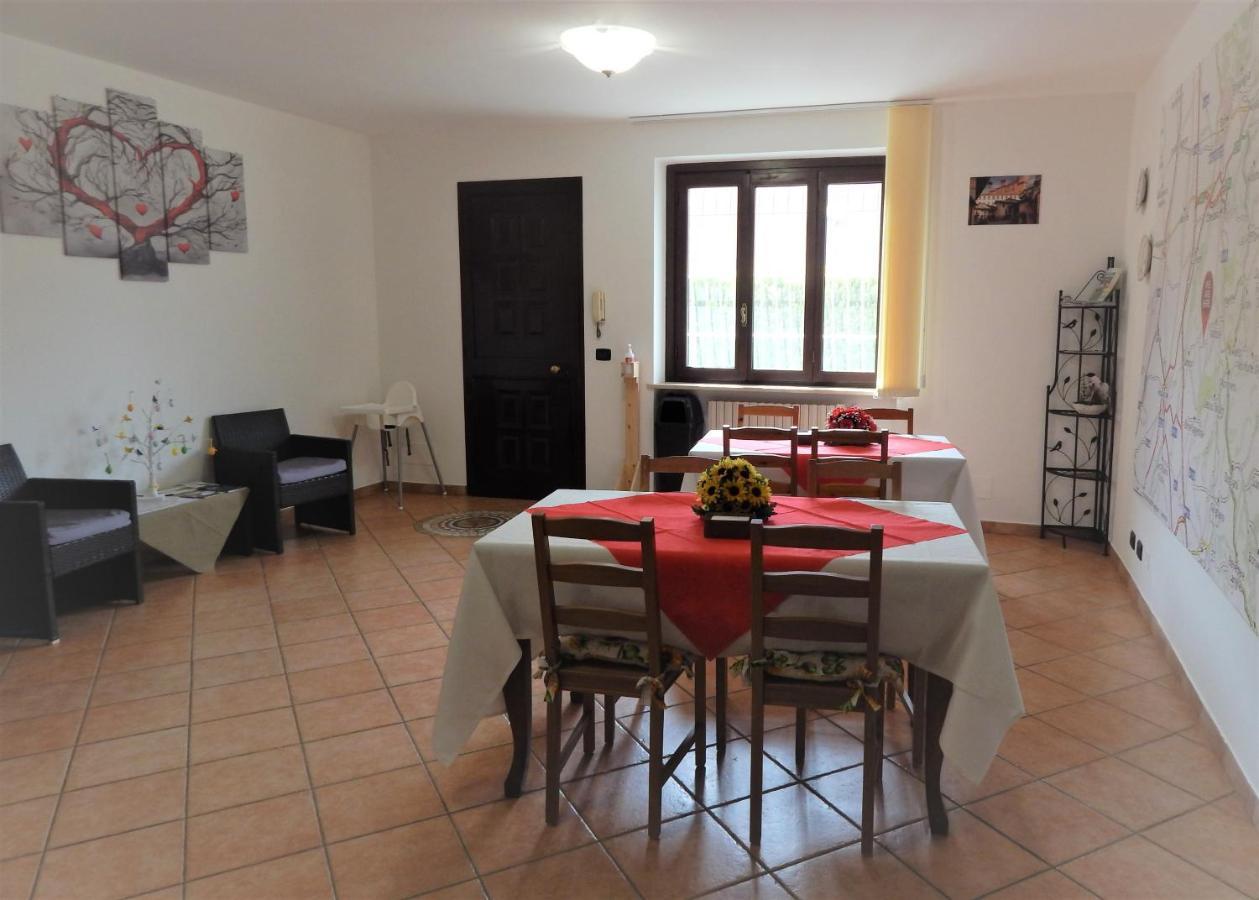 Bed and Breakfast Amo' Le Langhe Narzole Екстер'єр фото